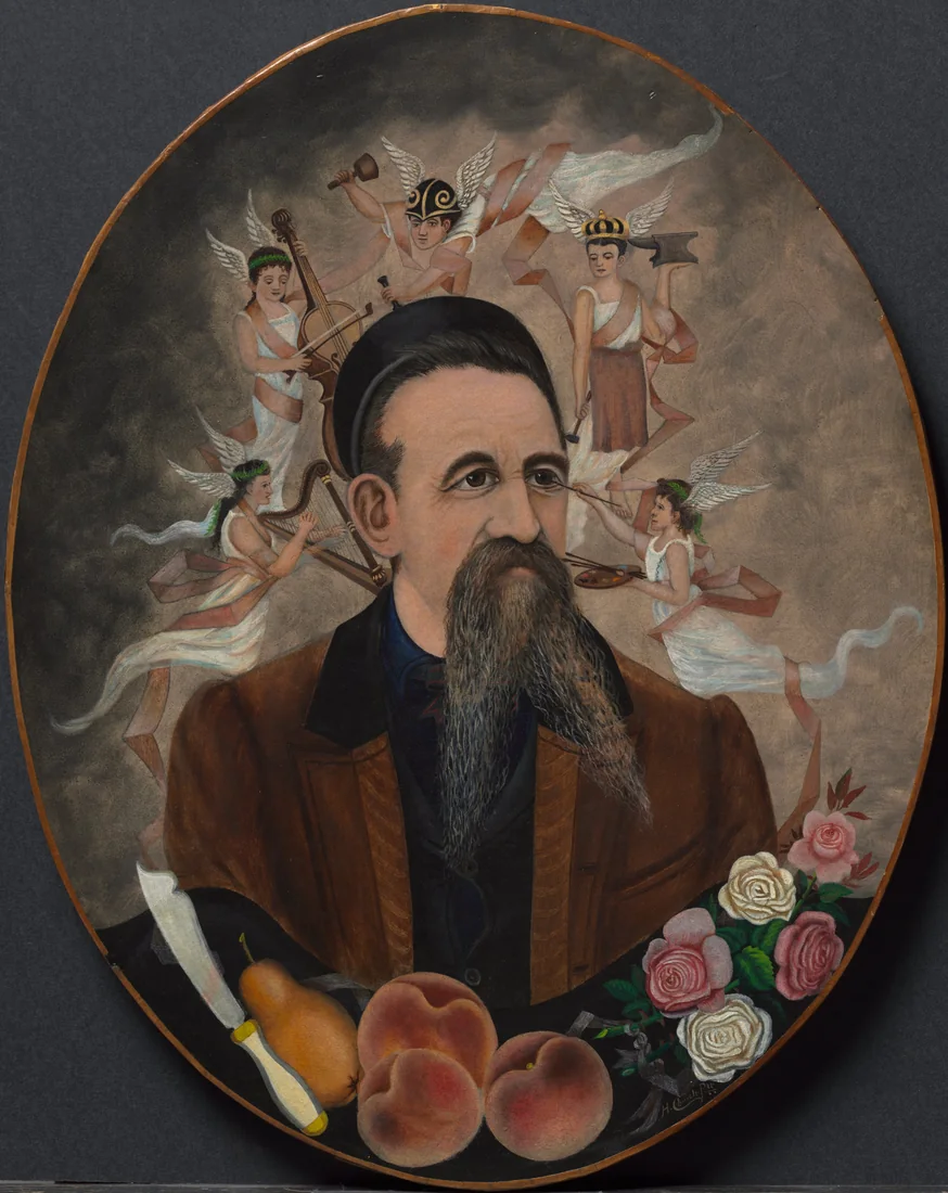 Retrato ovalado antiguo enmarcado en moldura de nogal